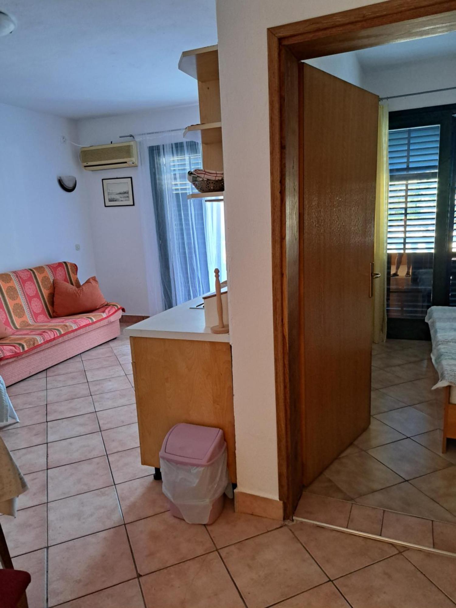 Sabol Geist Apartment Borovici
