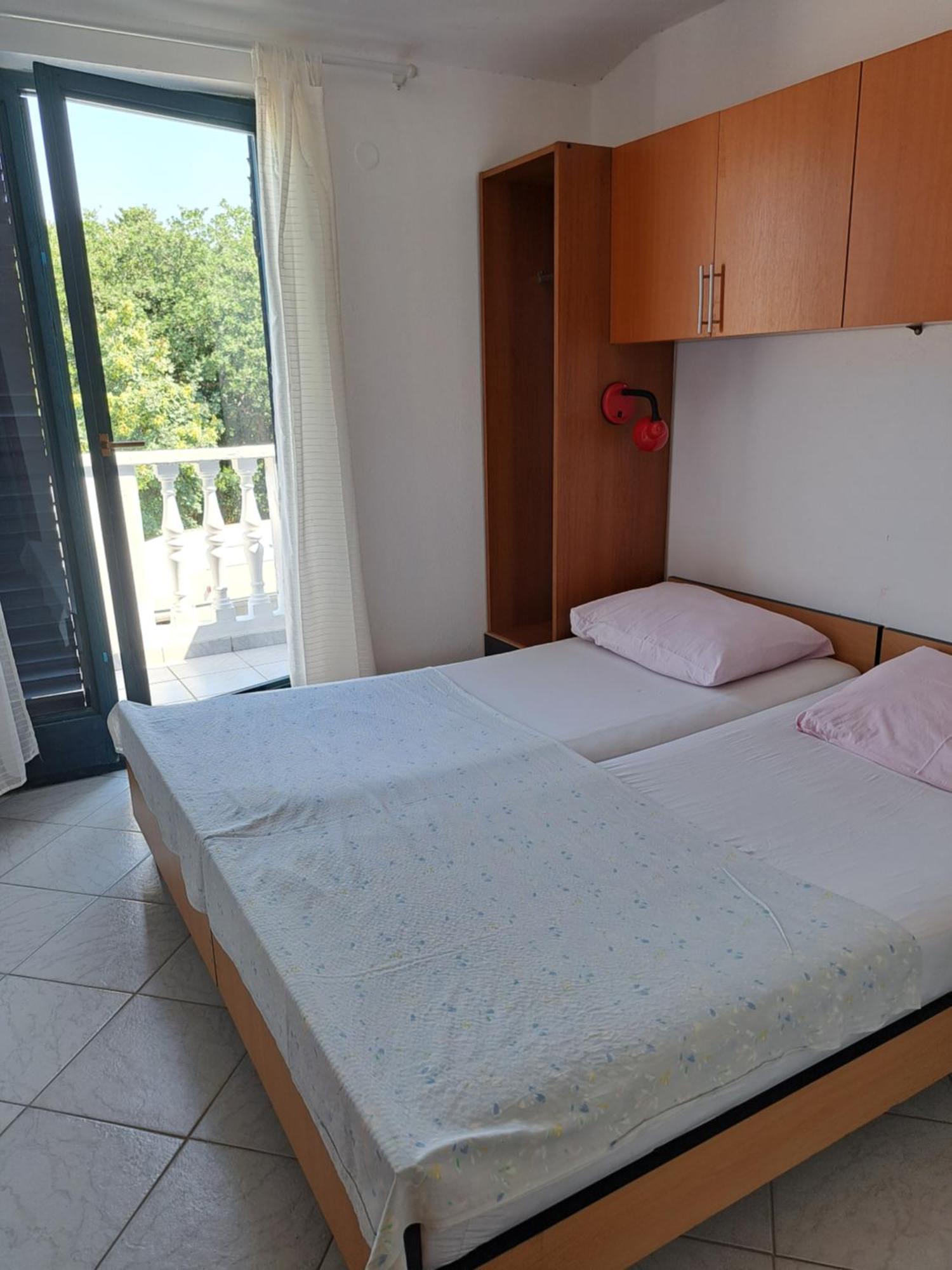 Sabol Geist Apartment Borovici